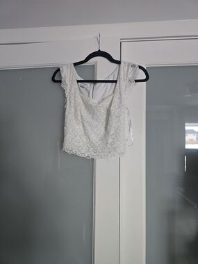 bebe White Lace Camisole Crop Top